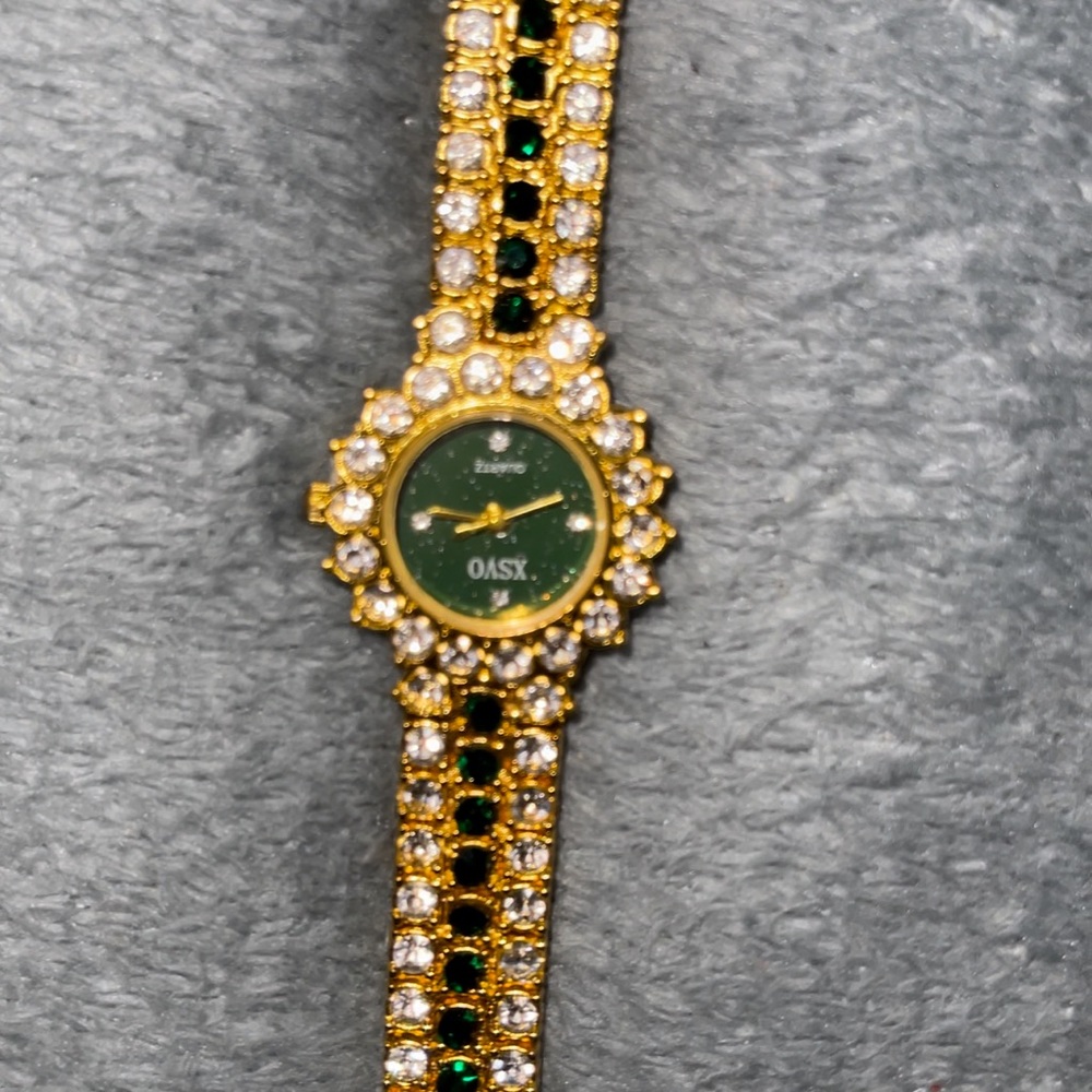 Two tone watch